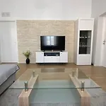 Apartment Luseven - Vacation Apartment Near To Beach And City